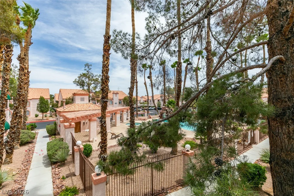 7570 Flamingo, Las Vegas, NV 89147