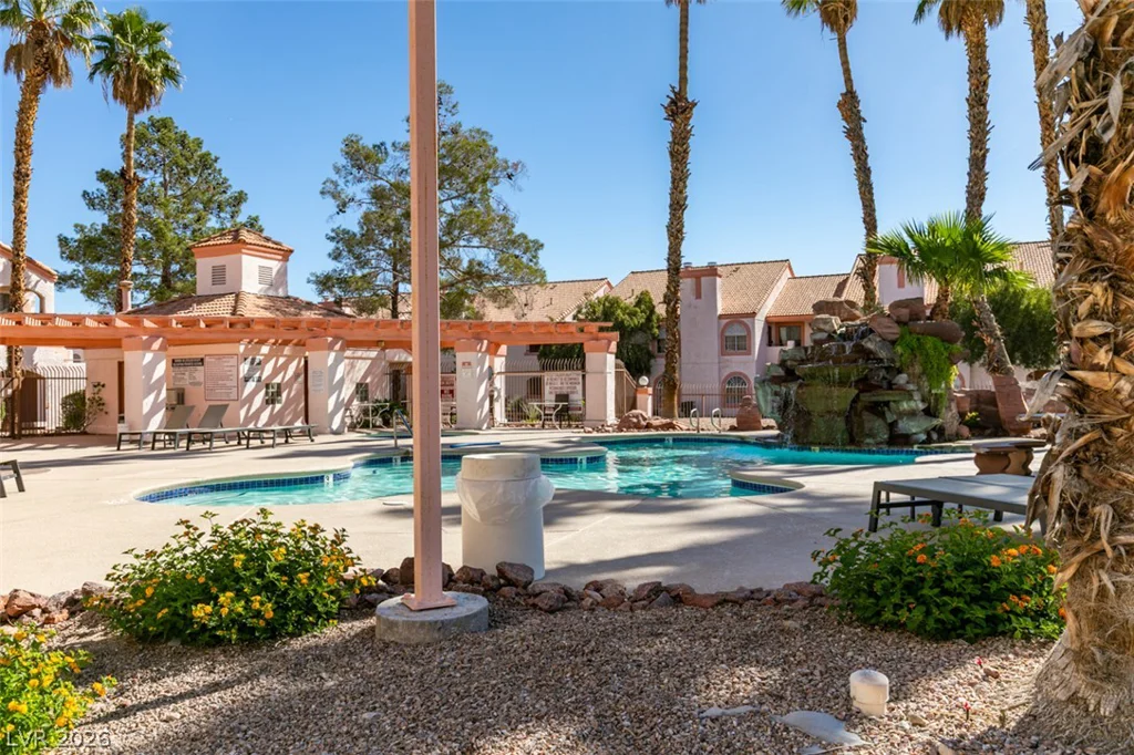 7570 Flamingo, Las Vegas, NV 89147