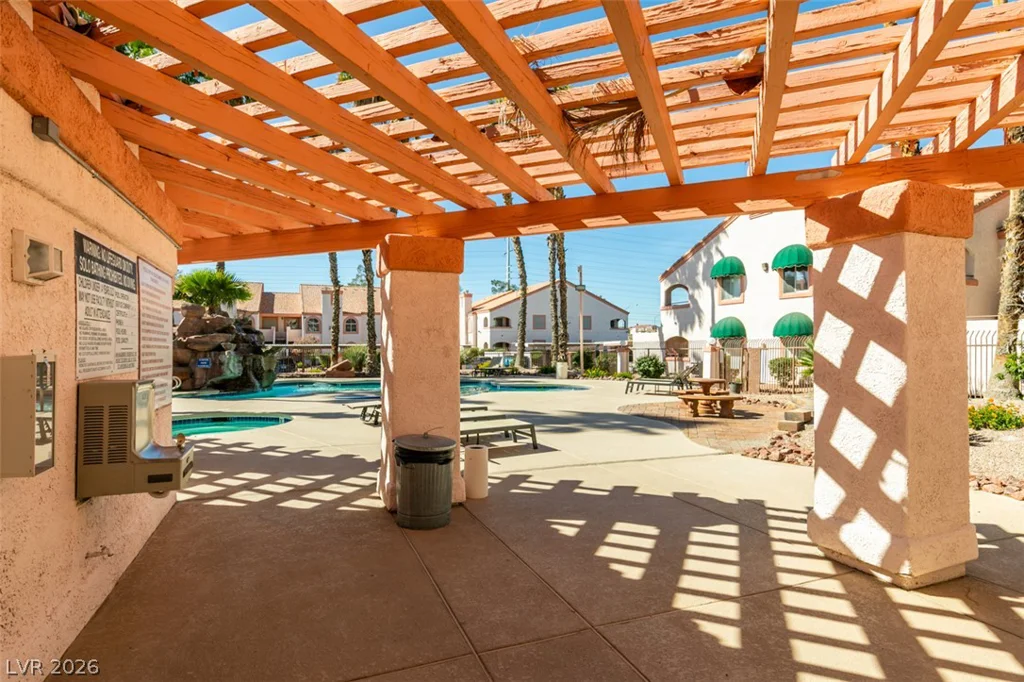 7570 Flamingo, Las Vegas, NV 89147