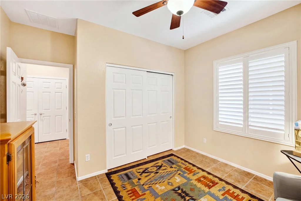 5952 Saddle Horse, Las Vegas, NV 89122