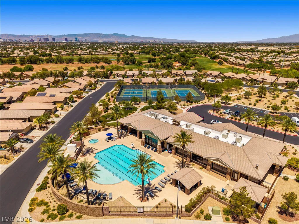 5952 Saddle Horse, Las Vegas, NV 89122
