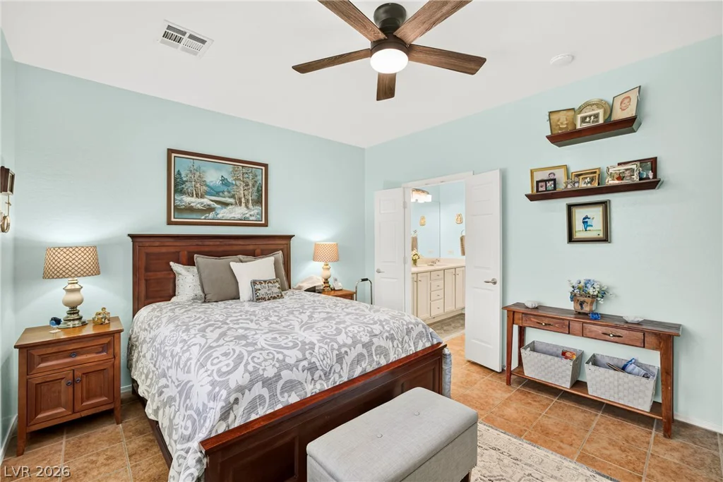 5952 Saddle Horse, Las Vegas, NV 89122