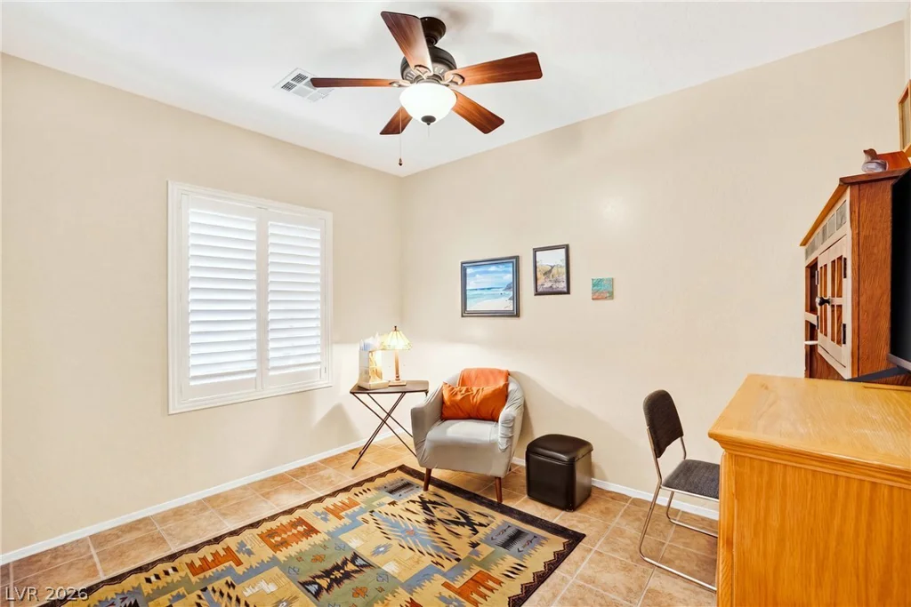 5952 Saddle Horse, Las Vegas, NV 89122