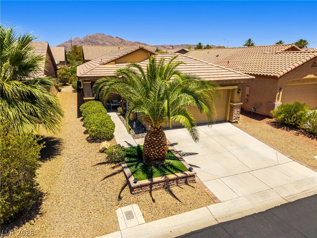 5952 Saddle Horse, Las Vegas, NV 89122