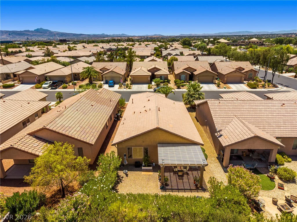 5952 Saddle Horse, Las Vegas, NV 89122
