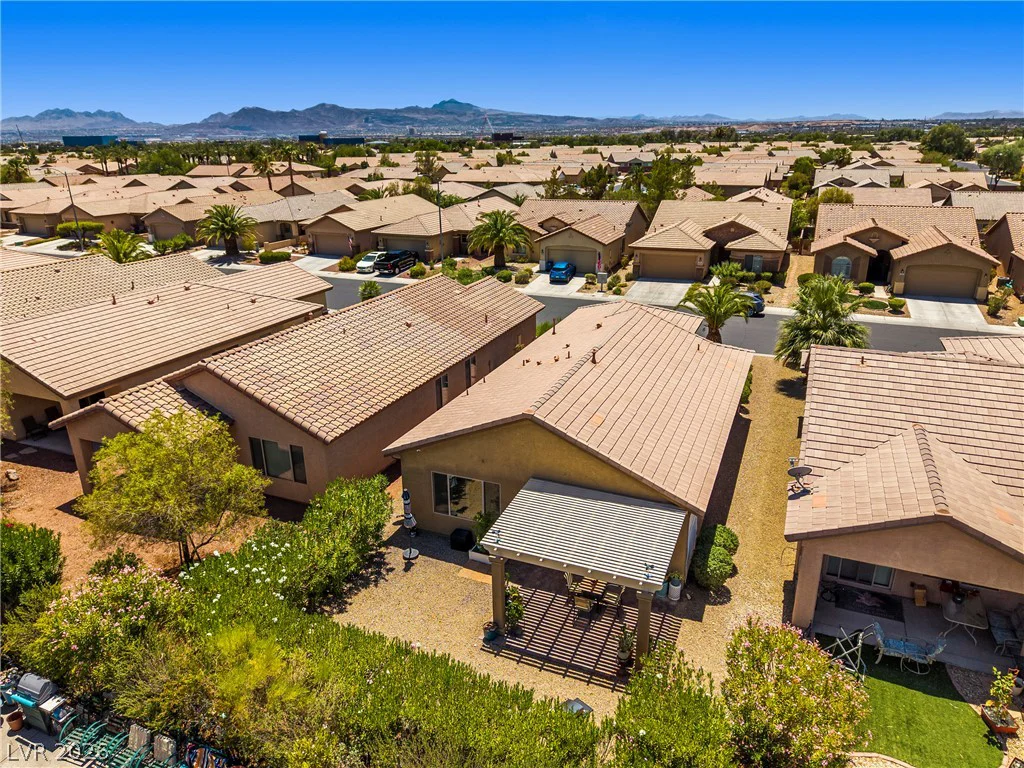5952 Saddle Horse, Las Vegas, NV 89122