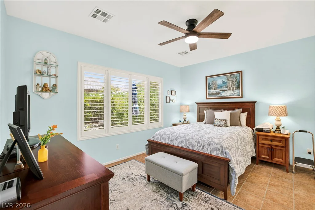 5952 Saddle Horse, Las Vegas, NV 89122