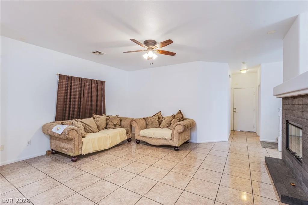 124 SHARP EDGE, North Las Vegas, NV 89031
