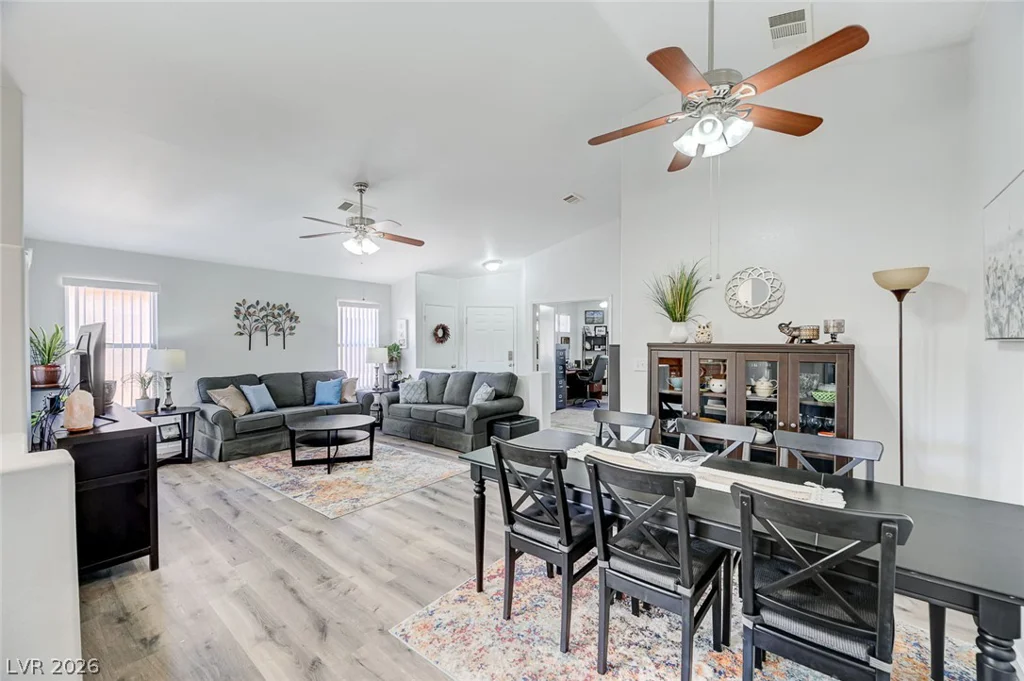 961 Adobe Flat, Henderson, NV 89011