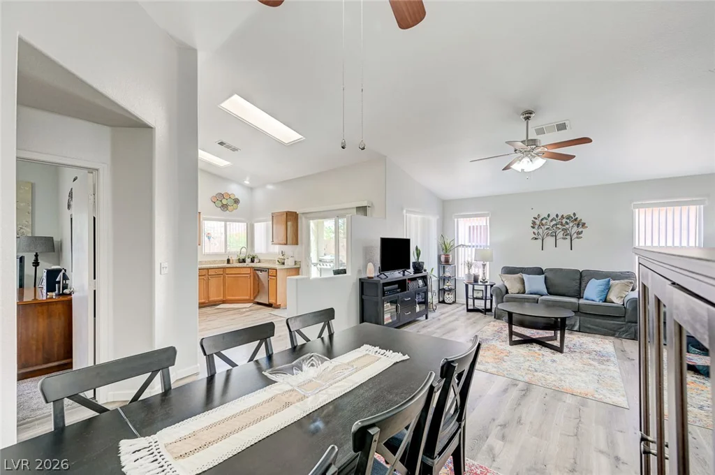 961 Adobe Flat, Henderson, NV 89011