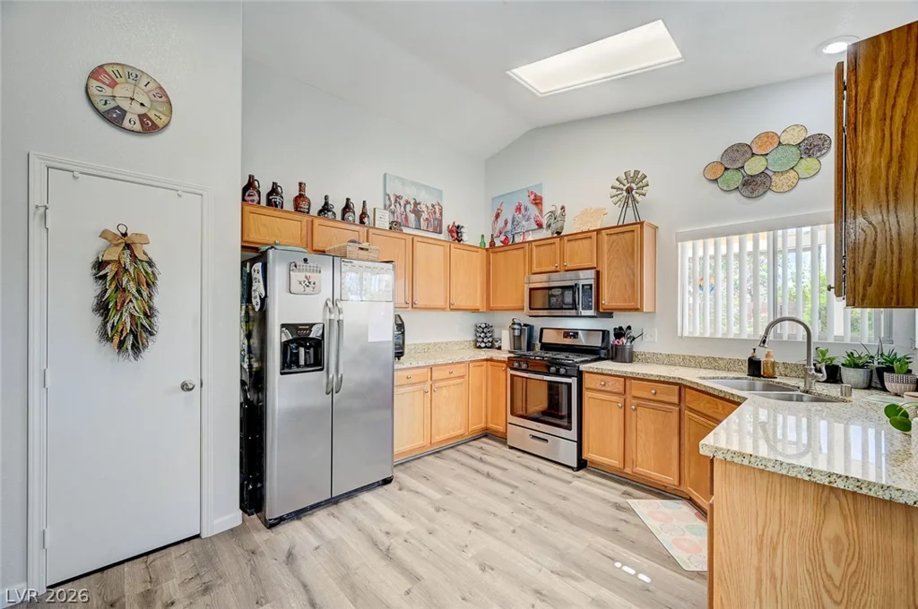 961 Adobe Flat, Henderson, NV 89011