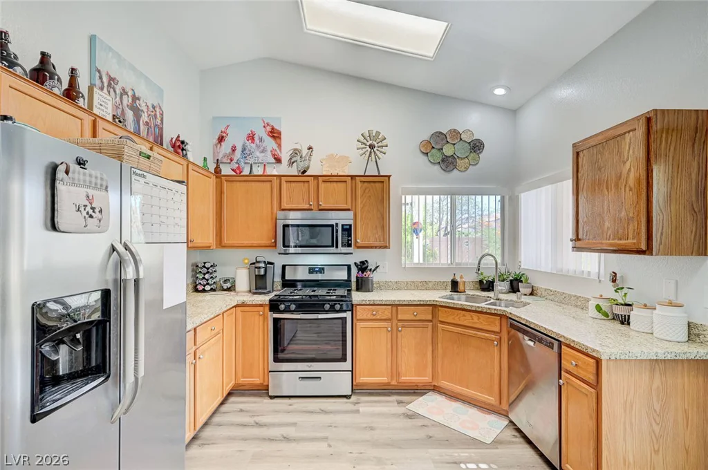 961 Adobe Flat, Henderson, NV 89011