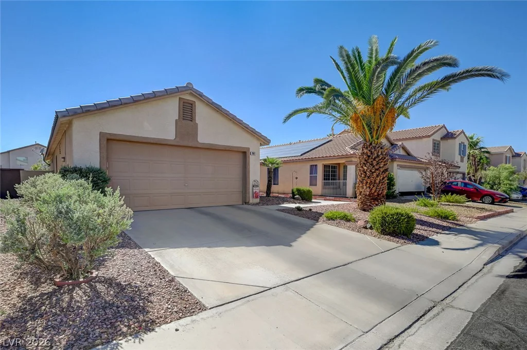961 Adobe Flat, Henderson, NV 89011
