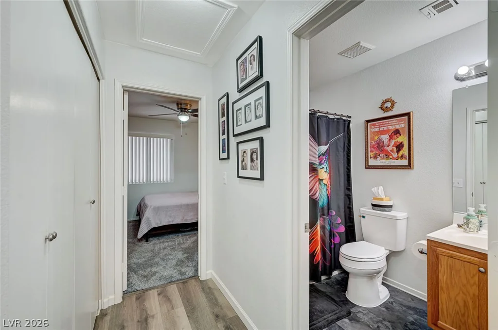 961 Adobe Flat, Henderson, NV 89011