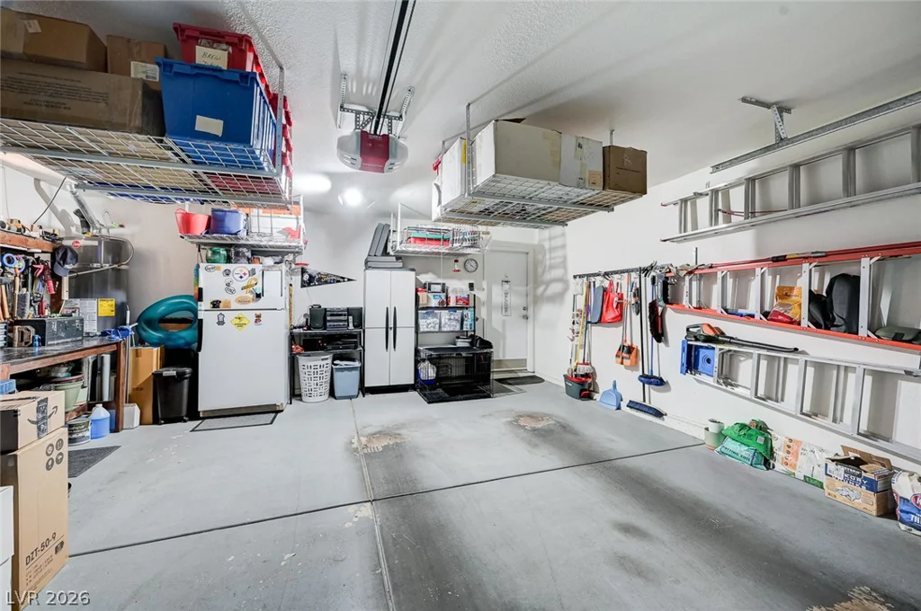 961 Adobe Flat, Henderson, NV 89011