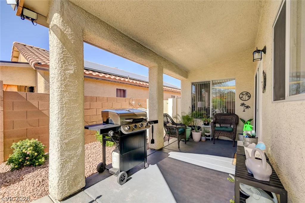 961 Adobe Flat, Henderson, NV 89011