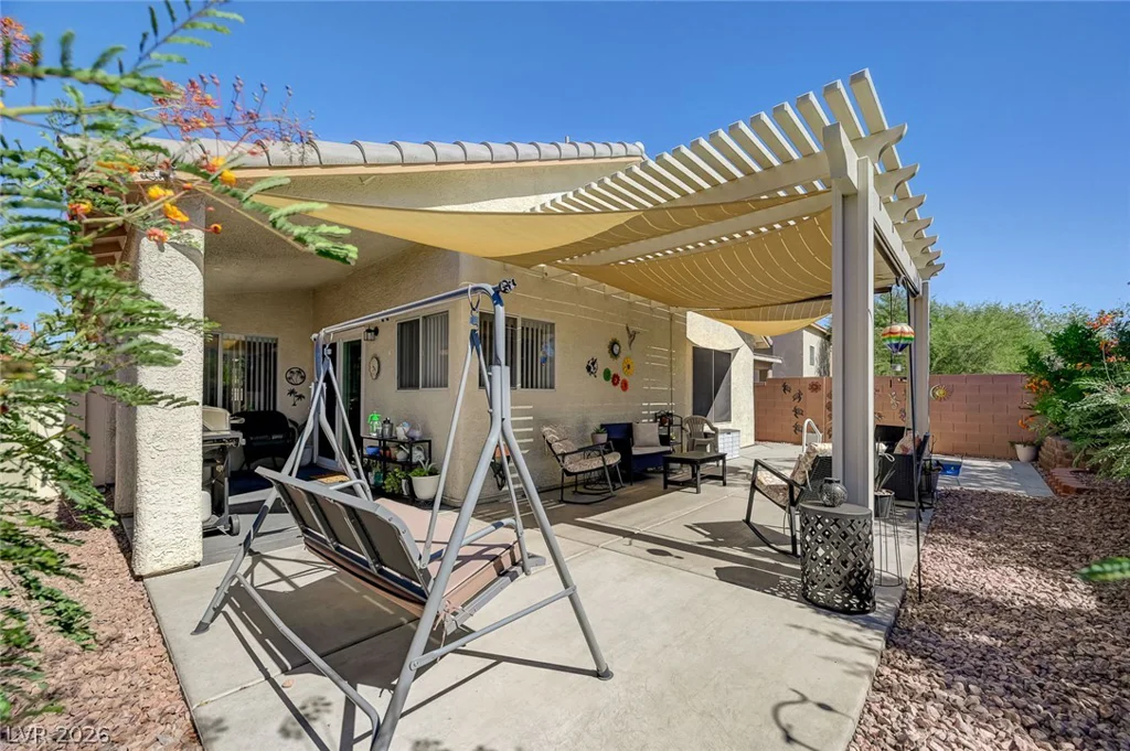 961 Adobe Flat, Henderson, NV 89011