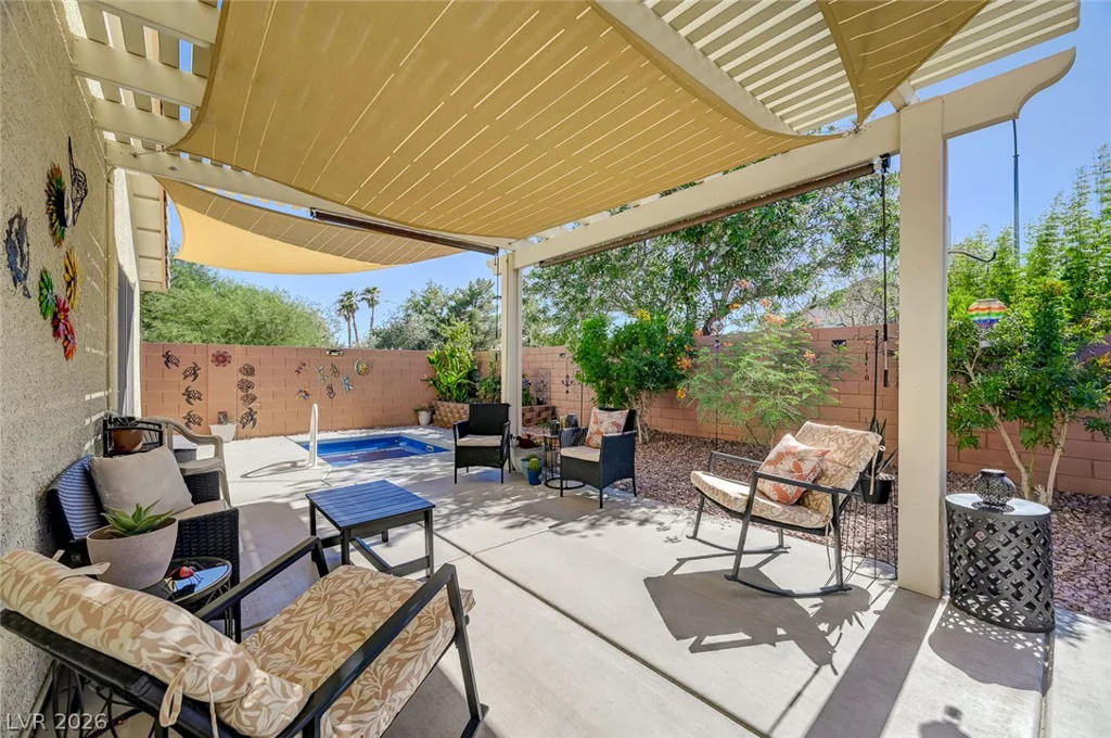 961 Adobe Flat, Henderson, NV 89011