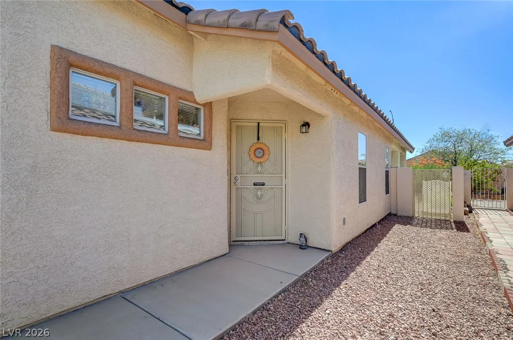 961 Adobe Flat, Henderson, NV 89011