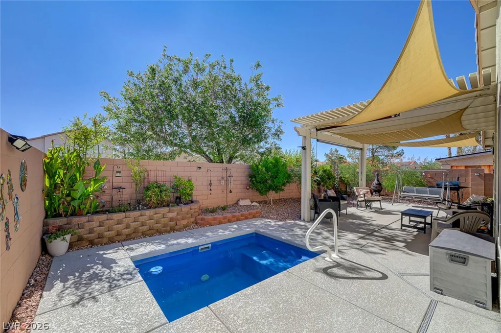 961 Adobe Flat, Henderson, NV 89011