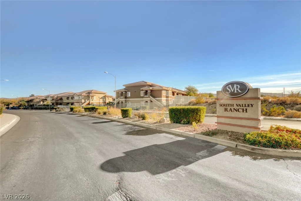 961 Adobe Flat, Henderson, NV 89011