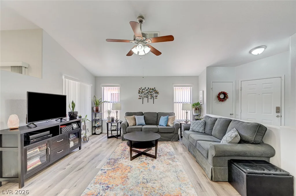 961 Adobe Flat, Henderson, NV 89011