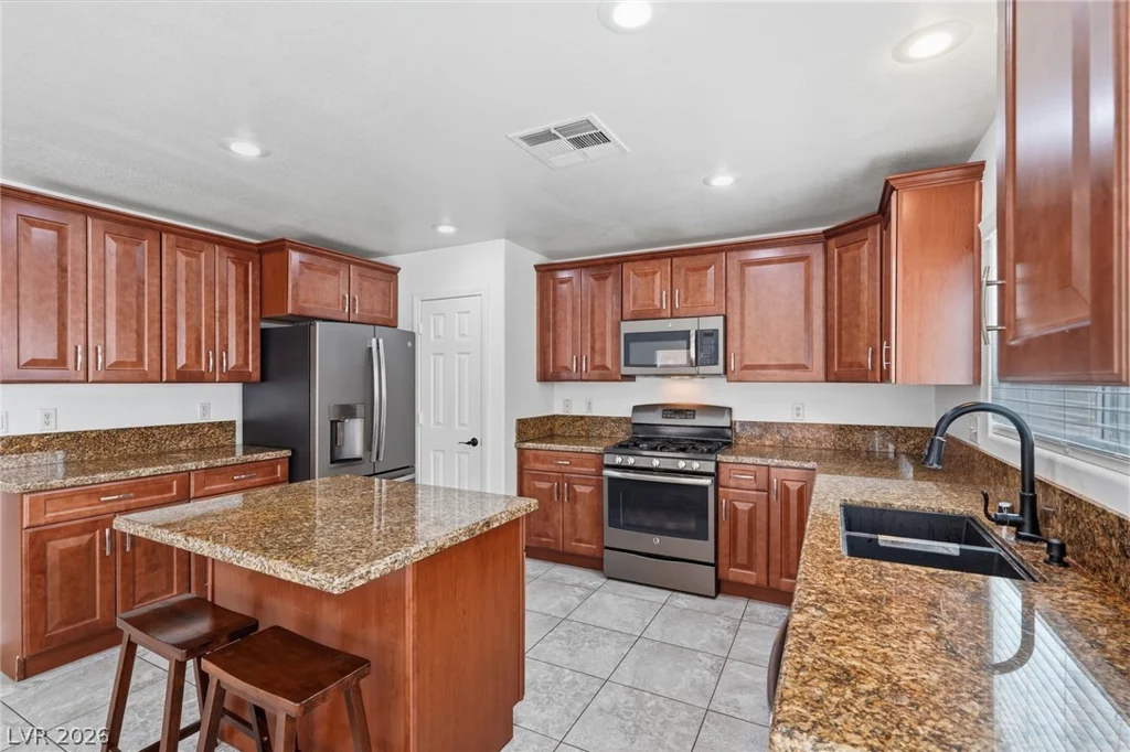 10256 Franford, Las Vegas, NV 89183