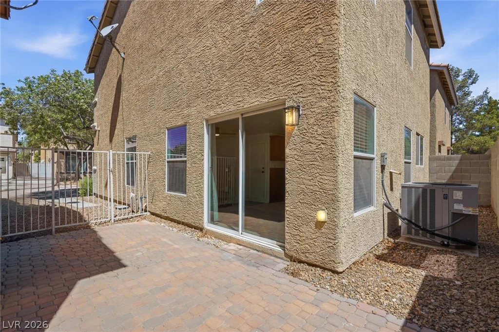 10256 Franford, Las Vegas, NV 89183
