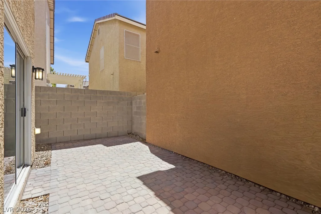 10256 Franford, Las Vegas, NV 89183