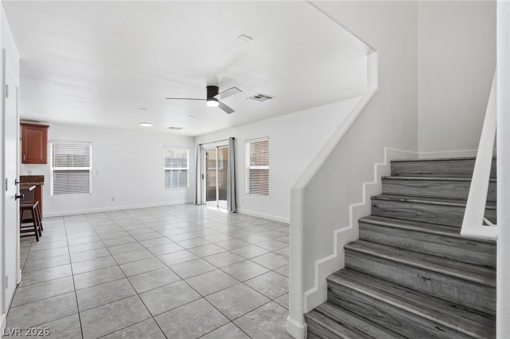 10256 Franford, Las Vegas, NV 89183