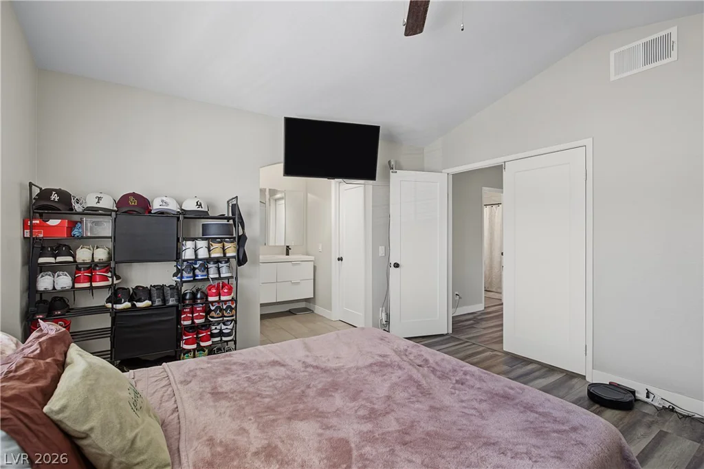 1884 Misty Glade, Las Vegas, NV 89119