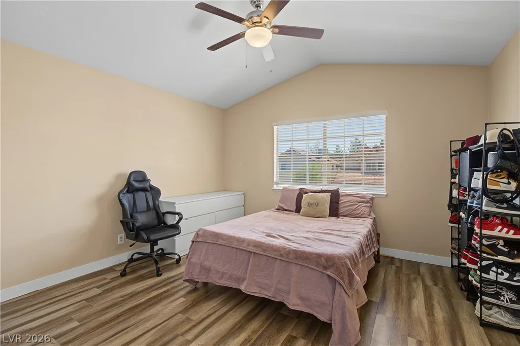 1884 Misty Glade, Las Vegas, NV 89119