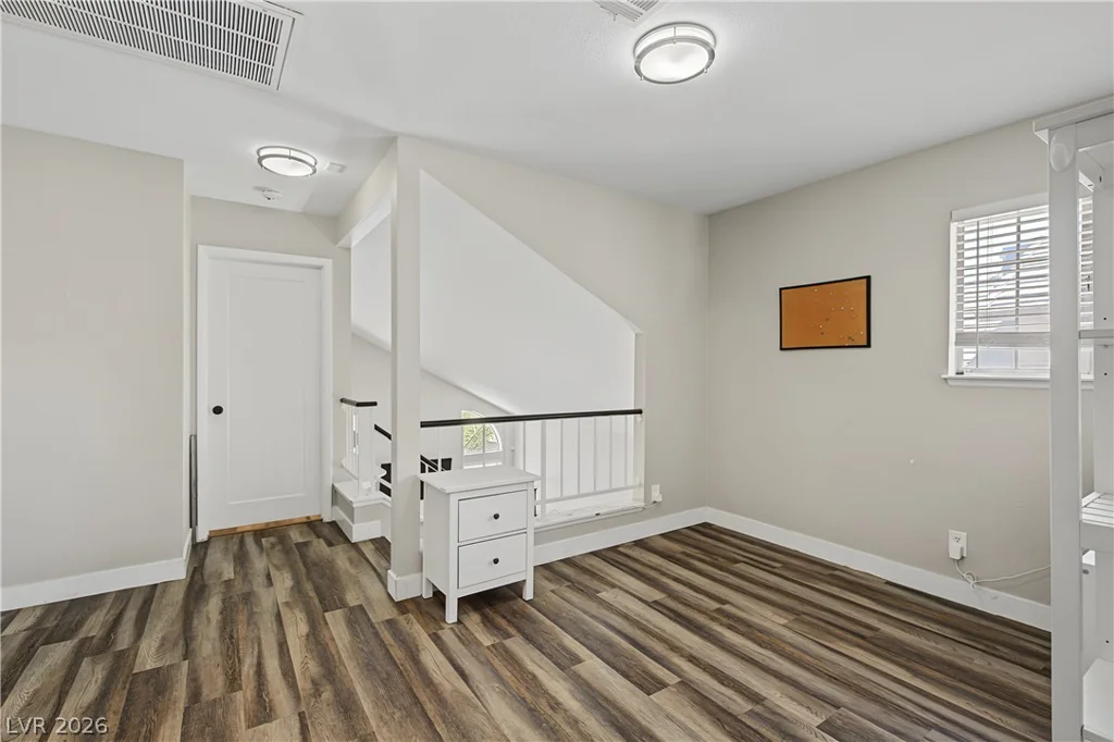 1884 Misty Glade, Las Vegas, NV 89119