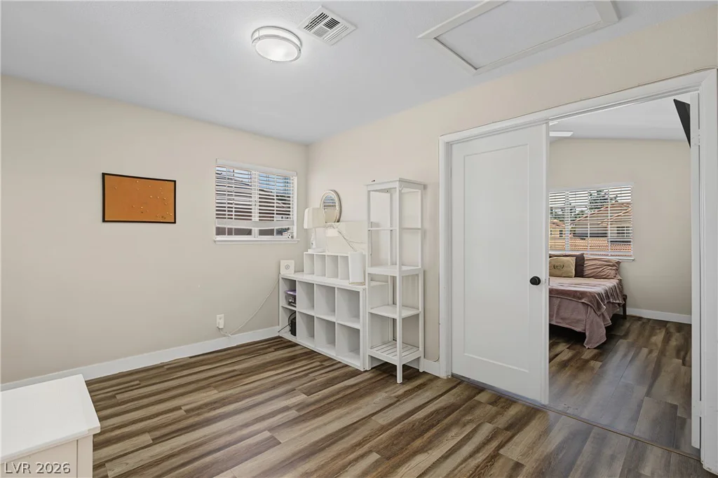 1884 Misty Glade, Las Vegas, NV 89119