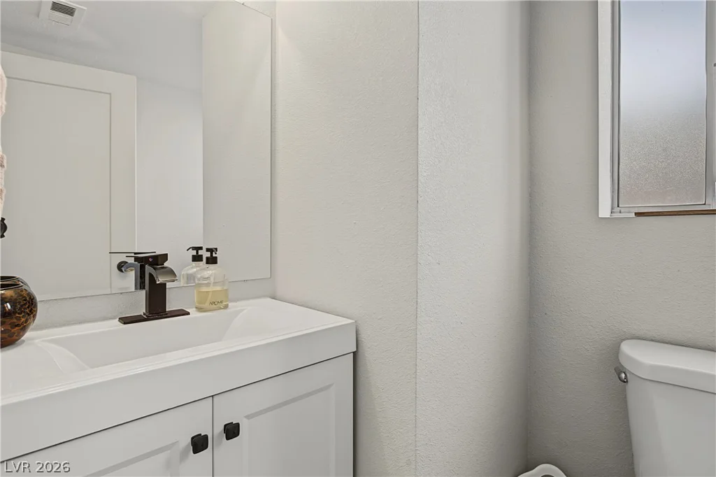 1884 Misty Glade, Las Vegas, NV 89119