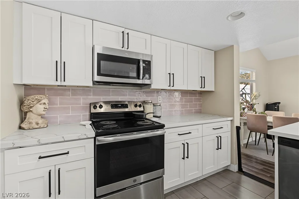 1884 Misty Glade, Las Vegas, NV 89119