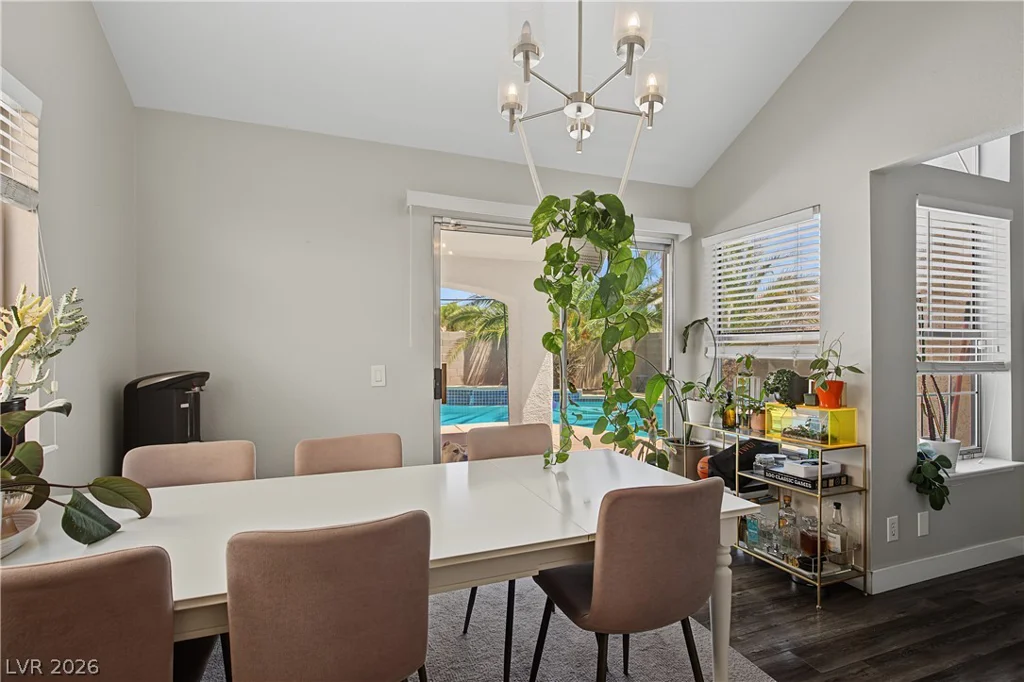 1884 Misty Glade, Las Vegas, NV 89119