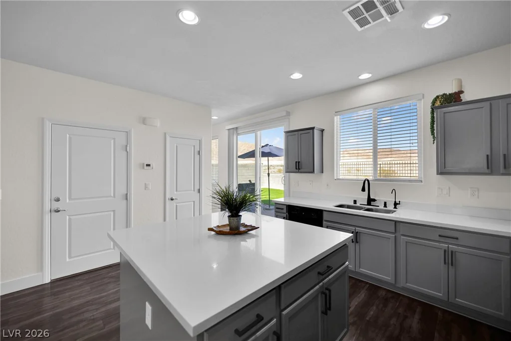 2588 Fading Mist, Las Vegas, NV 89142