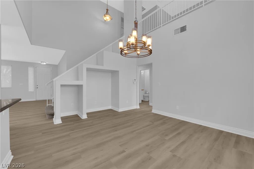 10400 Nutt Creek, Las Vegas, NV 89129