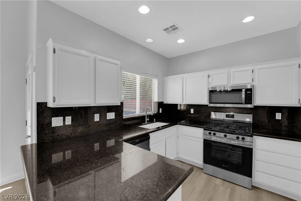 10400 Nutt Creek, Las Vegas, NV 89129