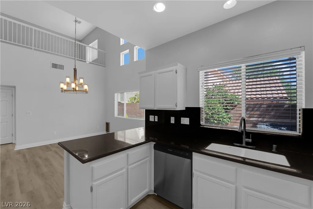 10400 Nutt Creek, Las Vegas, NV 89129