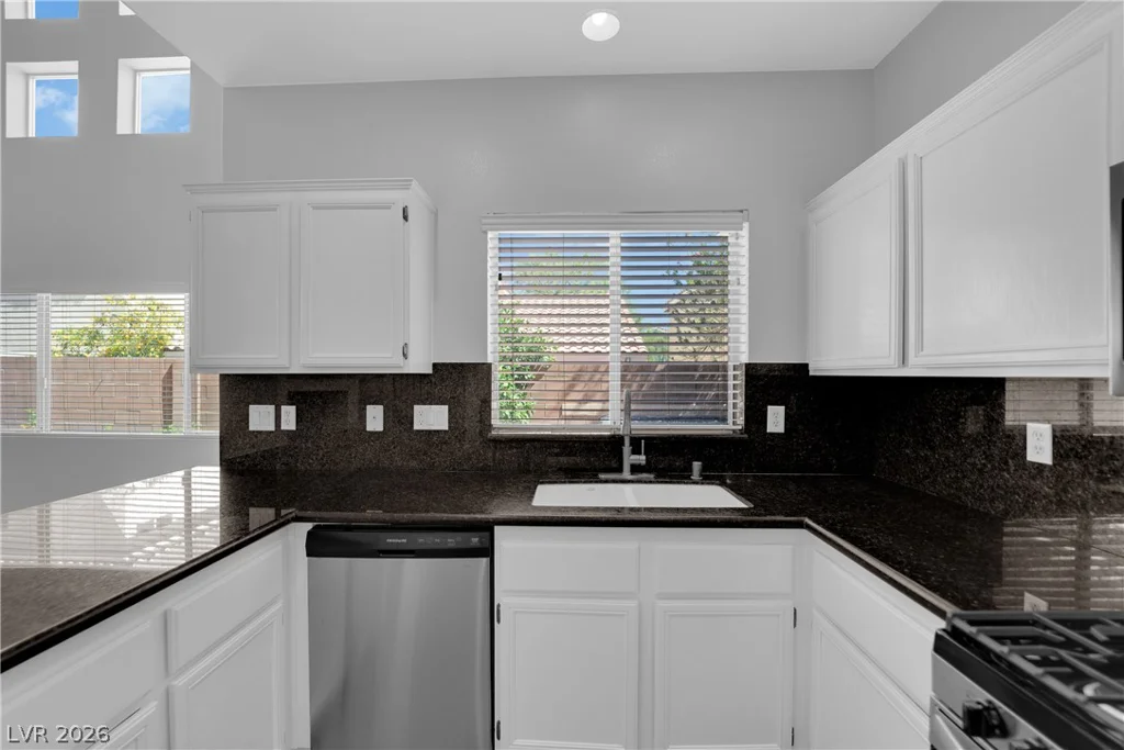 10400 Nutt Creek, Las Vegas, NV 89129