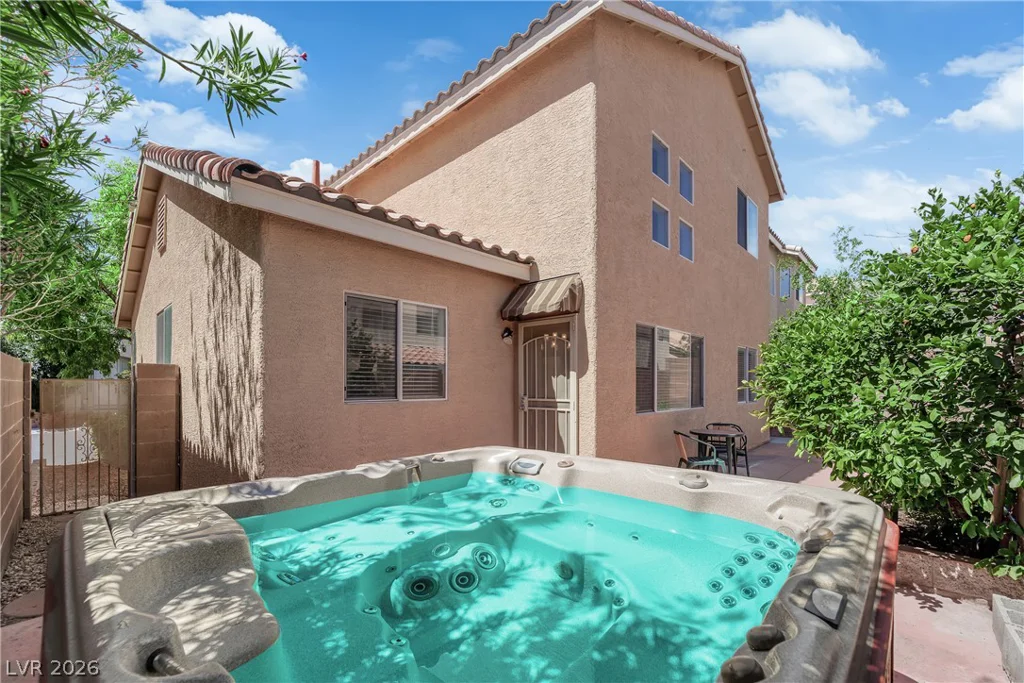 10400 Nutt Creek, Las Vegas, NV 89129