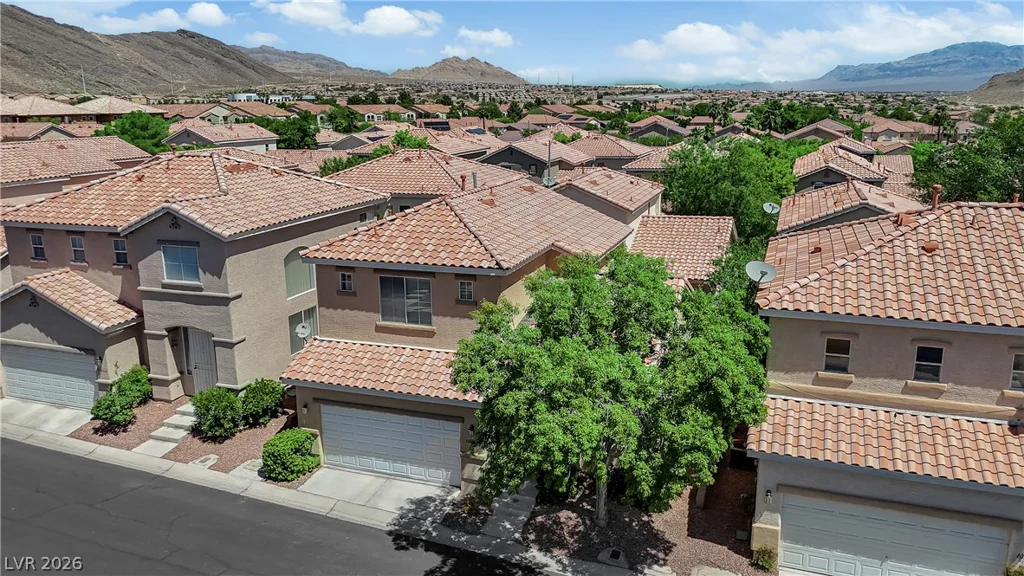10400 Nutt Creek, Las Vegas, NV 89129