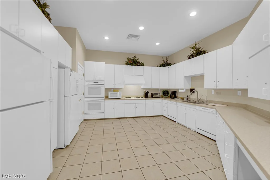 10400 Nutt Creek, Las Vegas, NV 89129