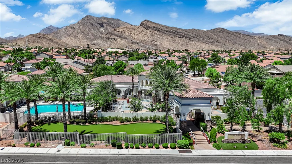 10400 Nutt Creek, Las Vegas, NV 89129
