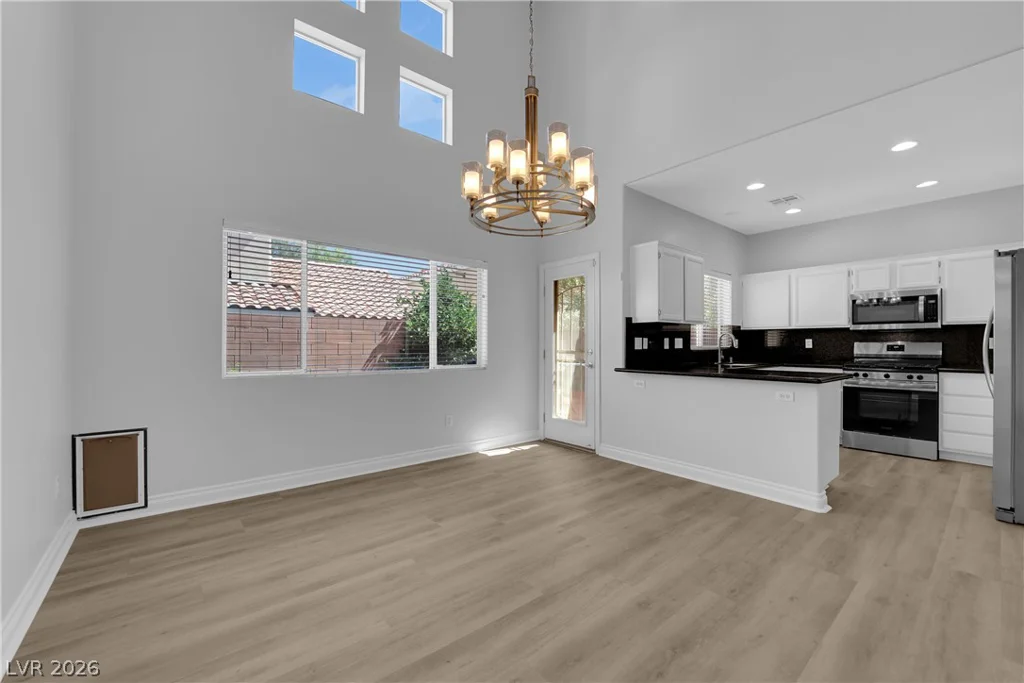 10400 Nutt Creek, Las Vegas, NV 89129