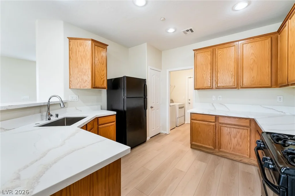450 Westminster Hall, North Las Vegas, NV 89032