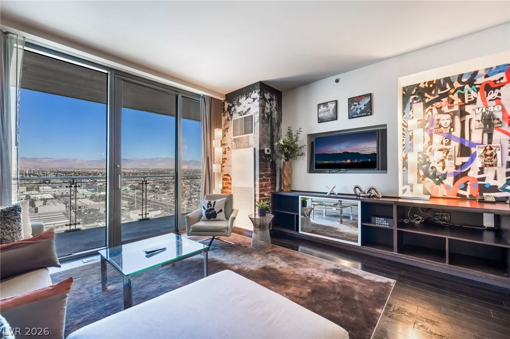 4381 Flamingo, Las Vegas, NV 89103