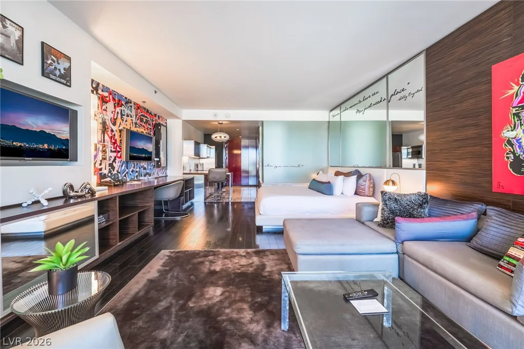 4381 Flamingo, Las Vegas, NV 89103